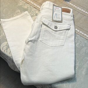 Levi's Women's Mid Rise White Jeans